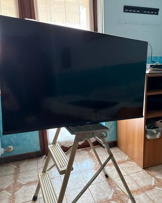 Televisore 4 k hisense 43E78HQ