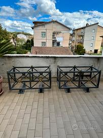 Porta vasi in ferro battuto