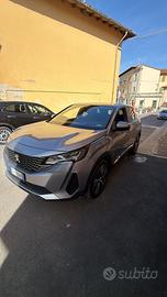 PEUGEOUT 3008 automatica diesel 65000 km