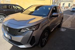PEUGEOUT 3008 automatica diesel 65000 km