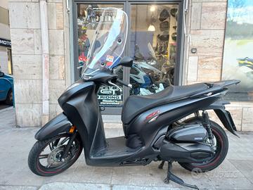 Honda SH 350 - 2024 unico proprietario ruote alte 