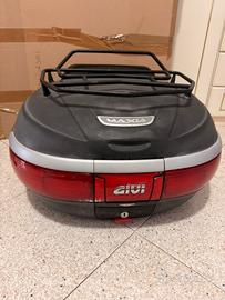 BAULETTO GIVI MAXIA entrano 2 caschi integrali