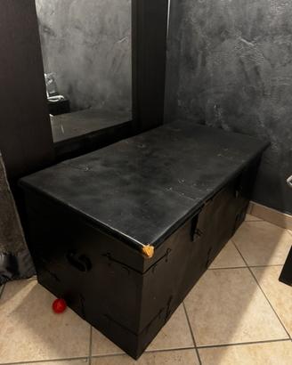 Baule cassapanca in legno massello restaurabile