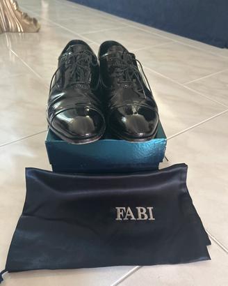 Scarpe eleganti da uomo in vernice