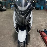 Yamaha X-Max 250 - 2015