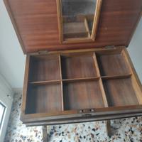 mobiletto tavolino toilette