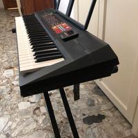 Tastiera digitale Yamaha PSR-F51