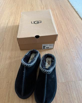 UGG Tasman