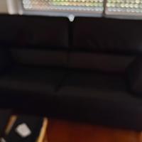 divano nero in pelle 