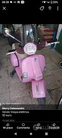 vespa elettrica rosa 
