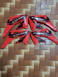 plastiche varie crf 450 R