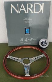 Volante Nardi Classic 360mm mozzo pulsante clacson