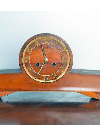 Pendola da camino Art Déco in legno