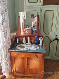 toilette in stile liberty radica di noce 