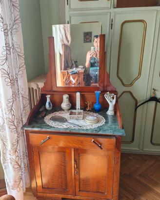 toilette in stile liberty radica di noce 