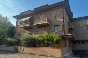 Appartamento di 92 m² con 3 locali e box auto a Fo