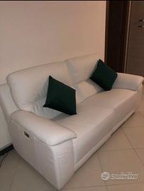 DIVANO PELLE BIANCA 3 POSTI POLTRONESOFA