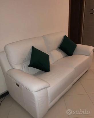 DIVANO PELLE BIANCA 3 POSTI POLTRONESOFA