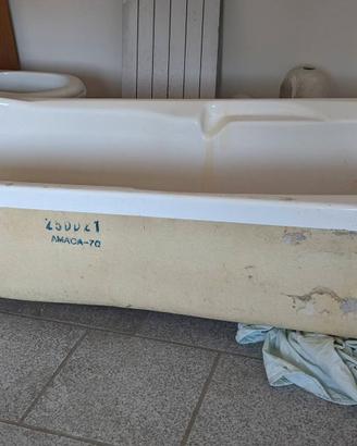 Vasca da Bagno in Acrilico 