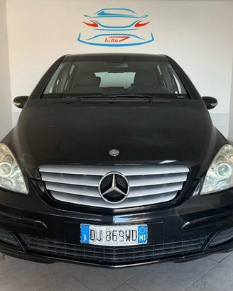 MERCEDES-BENZ B 150 Sport