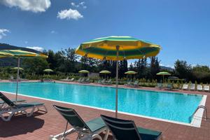 Casa in villaggio con piscina e servizio spiaggia