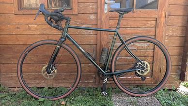 BICI GRAVEL ACCIAIO RONDO RUUT ST1