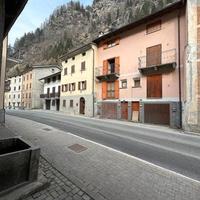 Casa indipendente con vista bosco