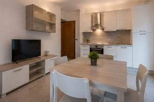 Bilocale con balcone-Firenze-Gavinana