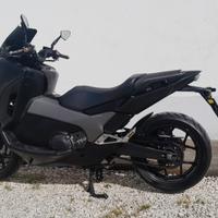honda integra dct 750 black