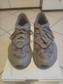 Scarpe Adidas grigie 43 e un terzo