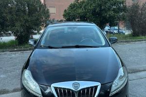 Lancia delta 1600 cc