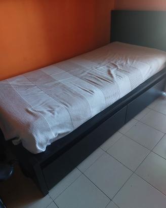 Letto singolo IKEA MALM con cassettoni salvaspazio