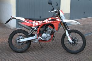 SWM RS 125 R