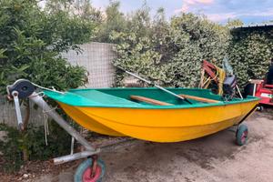 Barca Trimarano vetroresina 5cv