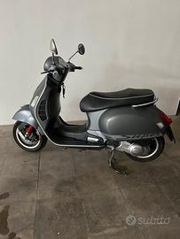 Vespa 300 gts Super
