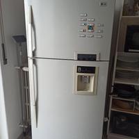 Frigorifero gigante LG