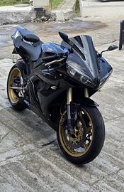 Moto r1