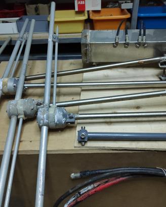 Antenna Broadcast FM collineare a 4 Dipoli