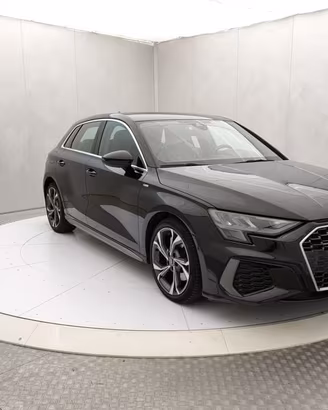 Audi A3 Sportback 40 2.0 tdi S line edition q...