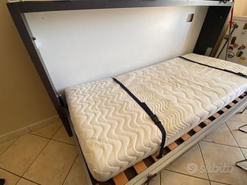 Letto a scomparsa legno massiccio buono doghe in l