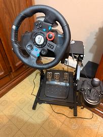 Logitech G29 con cambio e struttura