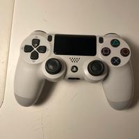 Controller ps4 -dualshock bianco ottime condizion