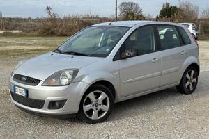 Ford Fiesta 1.2 16V 5p. Ghia