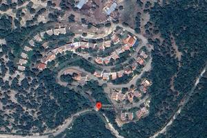Villetta rustica indipendente con giardino