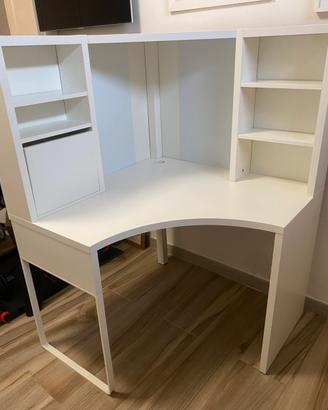 Scrivania angolare Micke IKEA