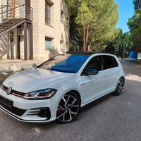 Volkswagen Golf GTI Performance 2.0 245 CV TSI DSG