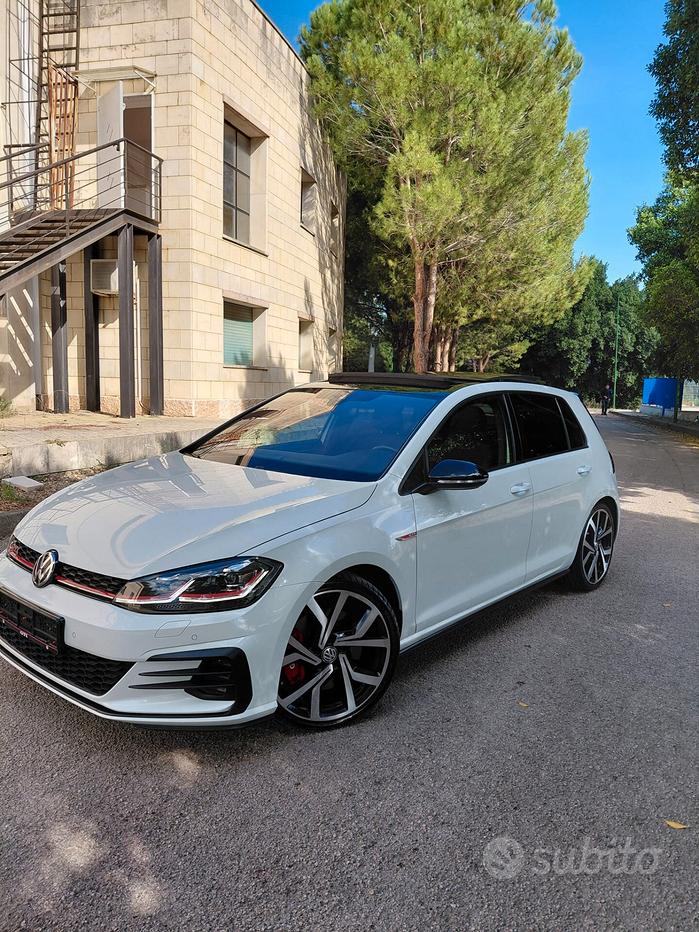 VOLKSWAGEN Golf 7ª serie