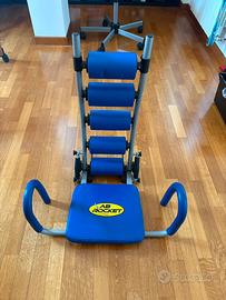 AB rocket . Attrezzo per addominali.