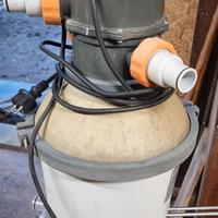 filtro a sabbio o sfere per piscina