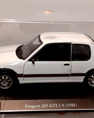 Modellini Auto ( L ) 1/24 Marcoal